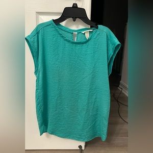 Blouse H & M, short sleeve, size 38, no rips or stain,